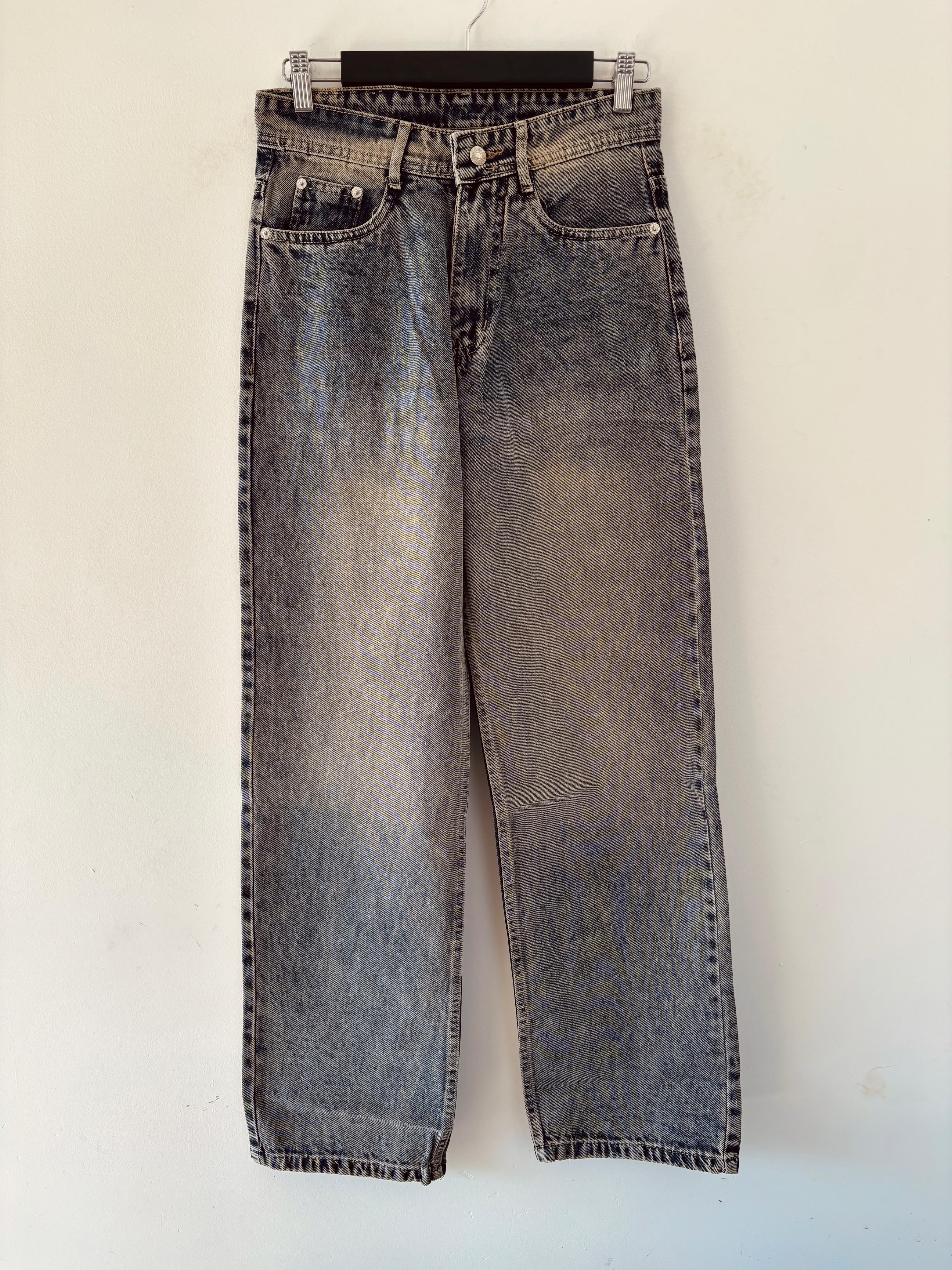 light purple washed straight fit jeans