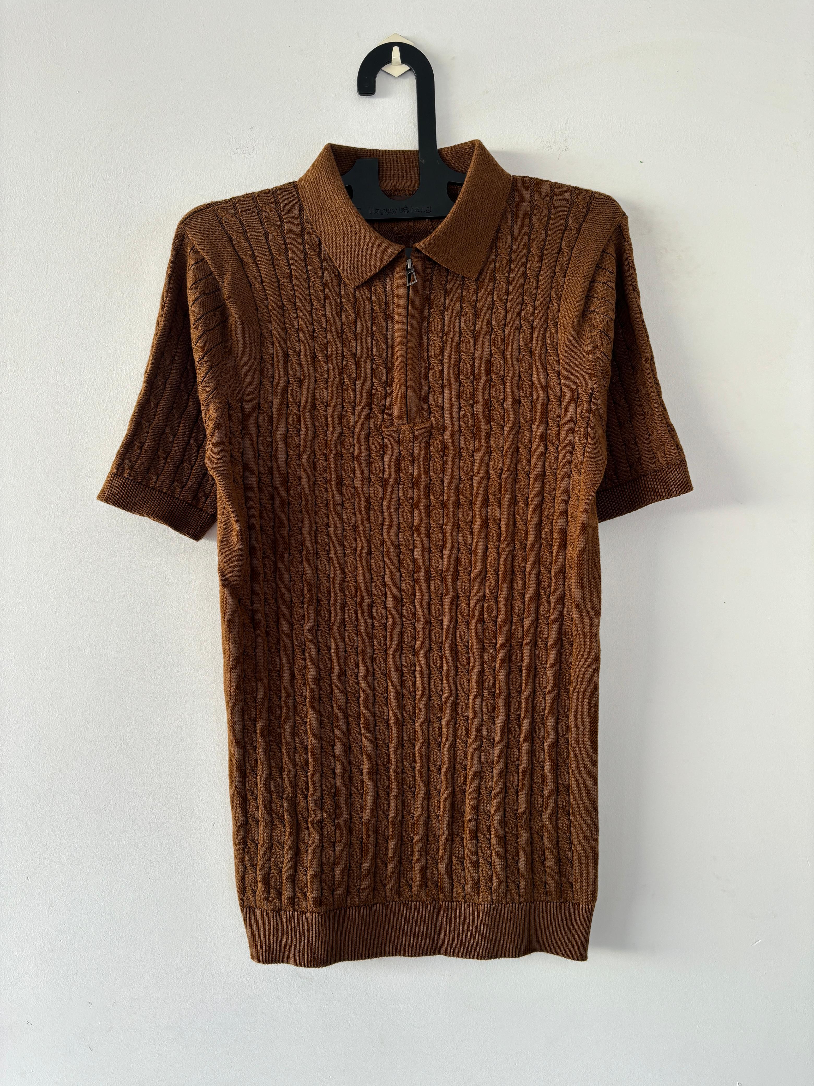 Brown knitted polo t-shirt Brown knitted polo t-shirt