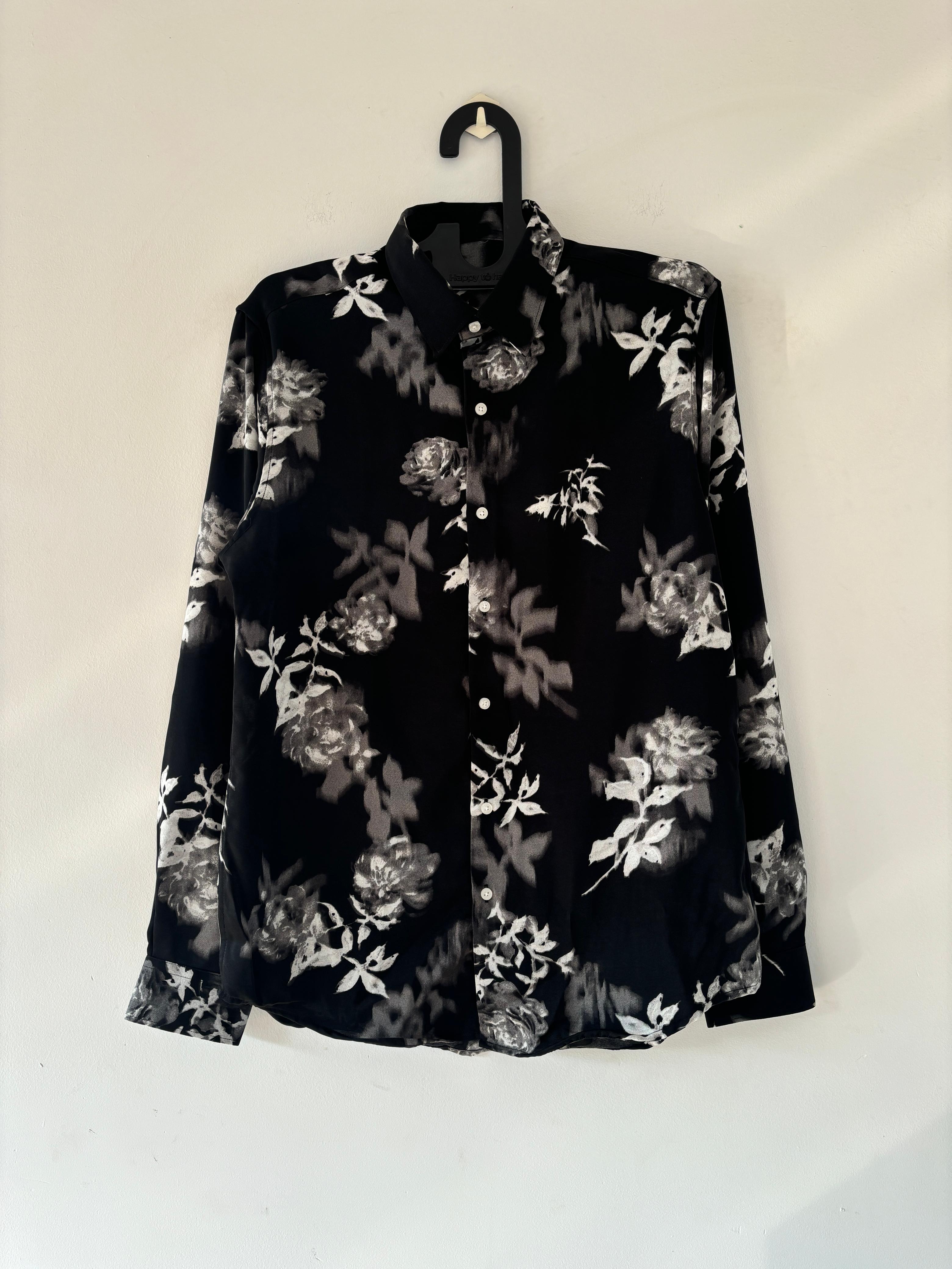 Black and gray viscose shirts Black and gray viscose shirts