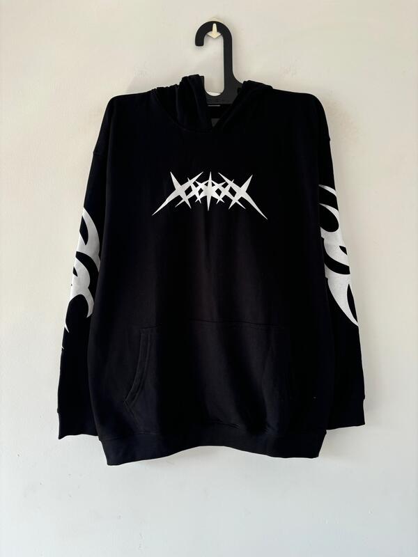Black hoodie Black hoodie