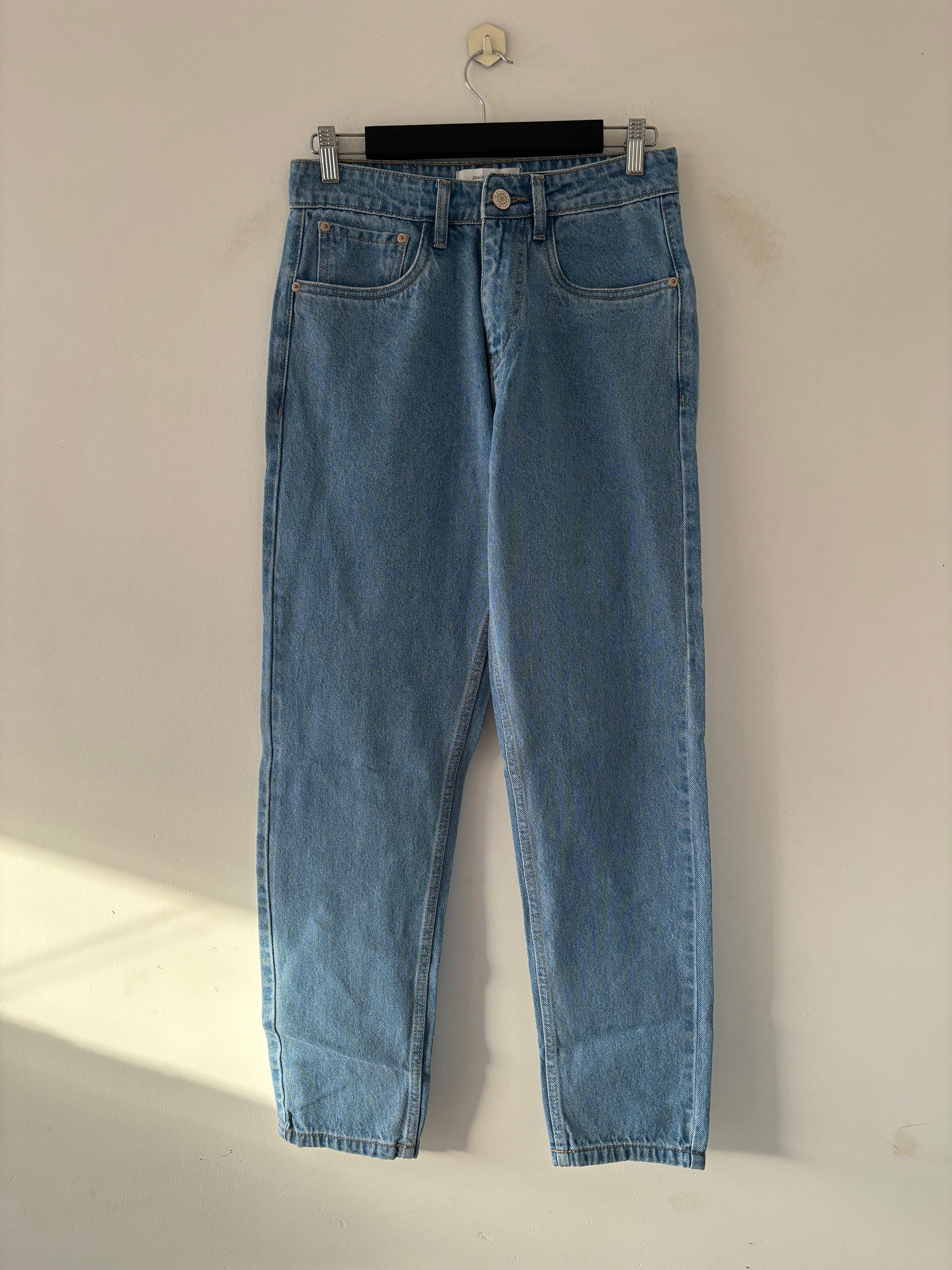 Blue momfit jean Blue momfit jean