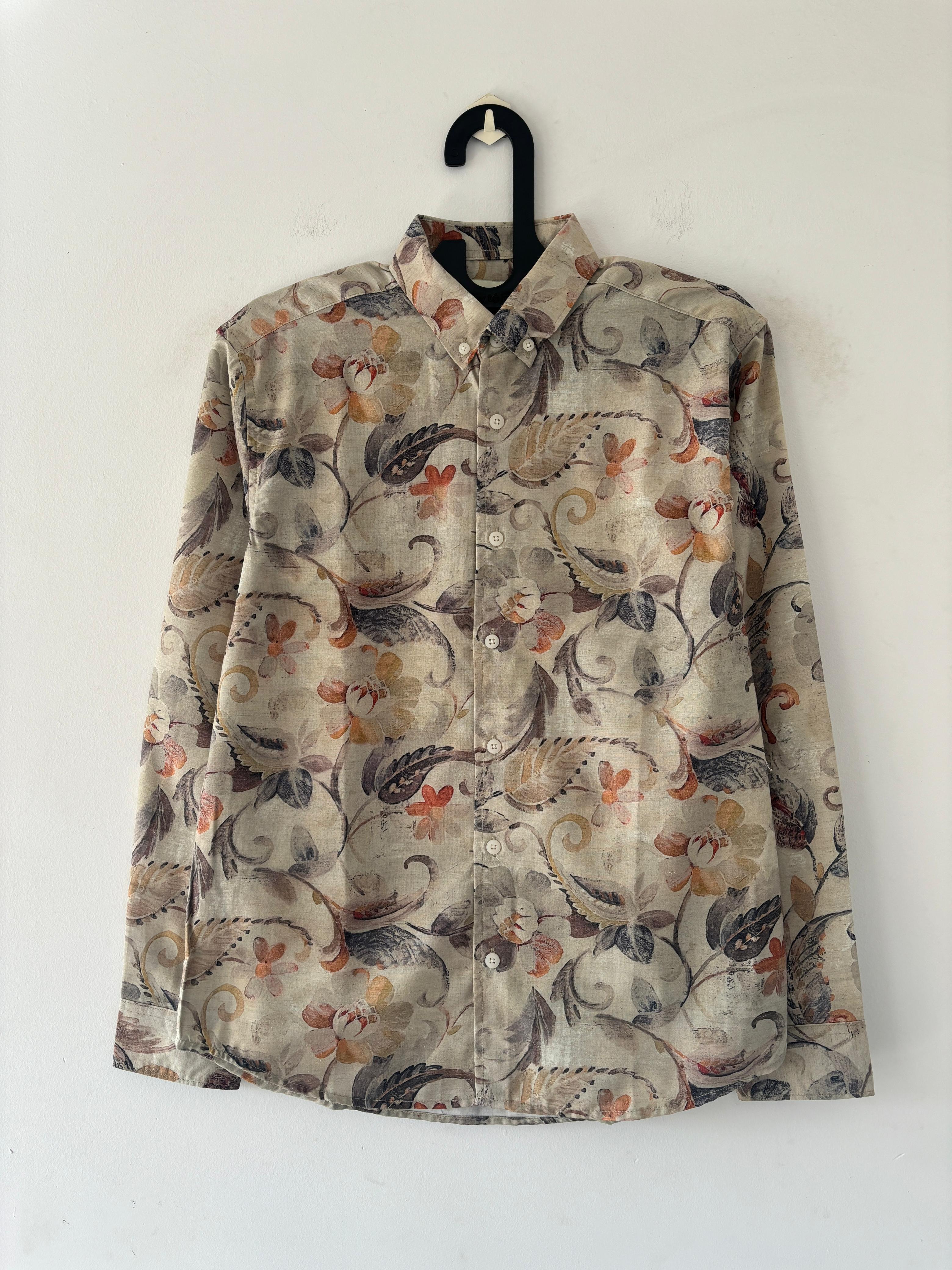 Soft green printed shirt Soft green printed shirt