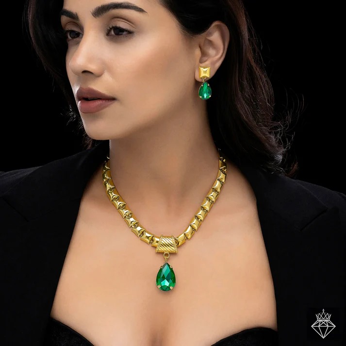 Anti-Tarnish Crystal Necklace Set With Earrings Anti-Tarnish Crystal Necklace Set With Earrings