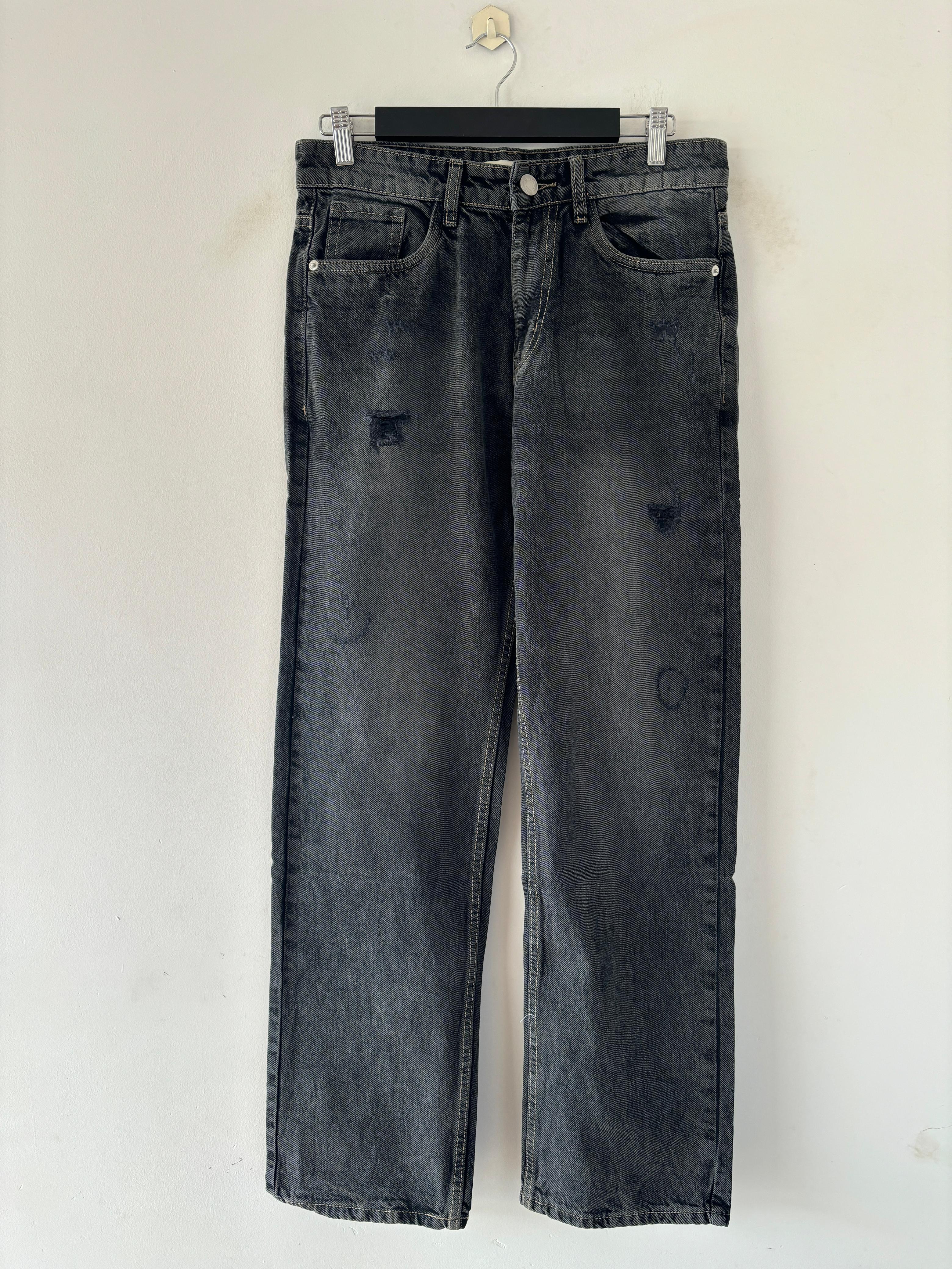 Grey Distressed jeans Grey Distressed jeans