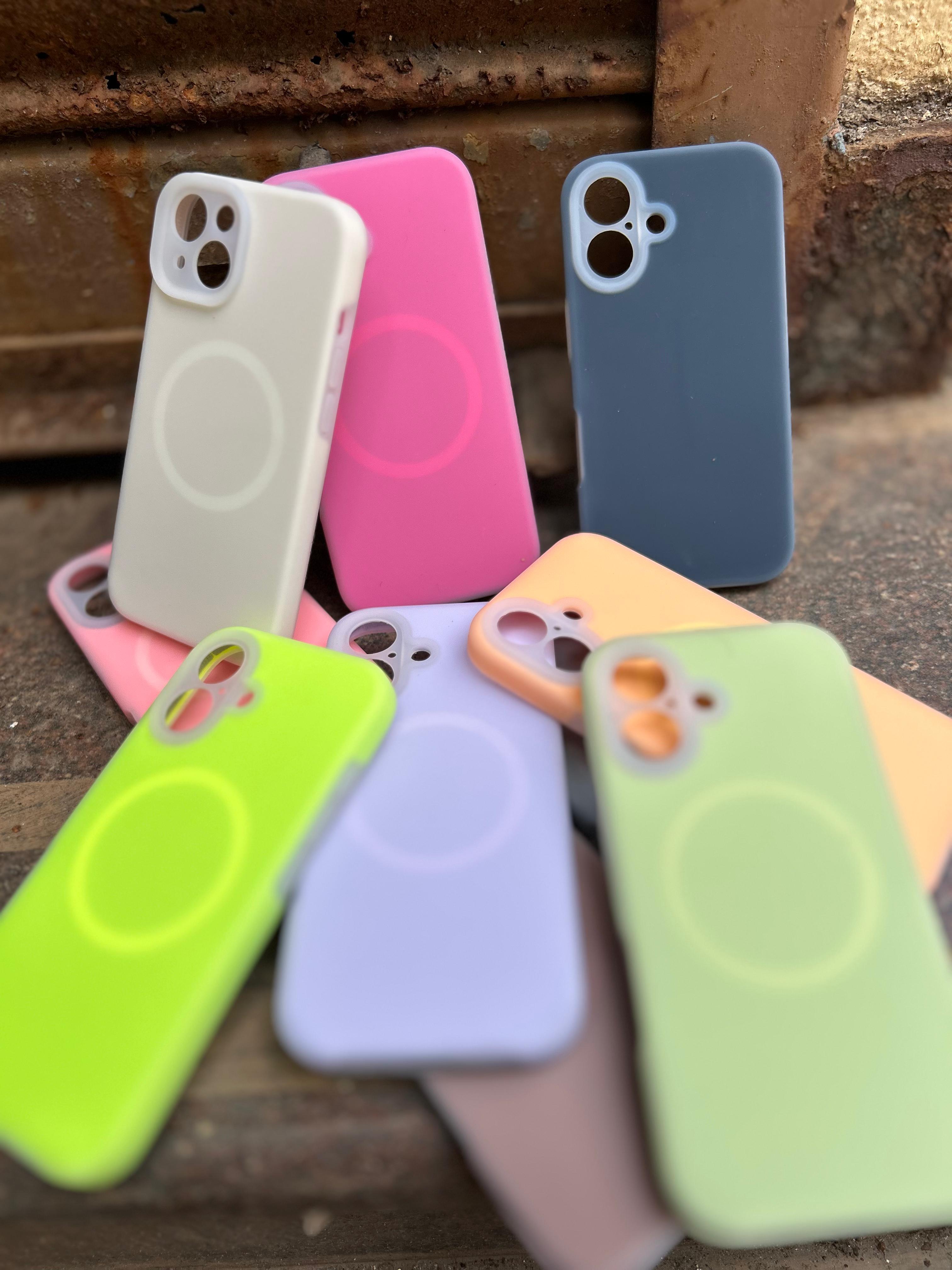 DOUBLE LAYER MAGSAFE SILICONE