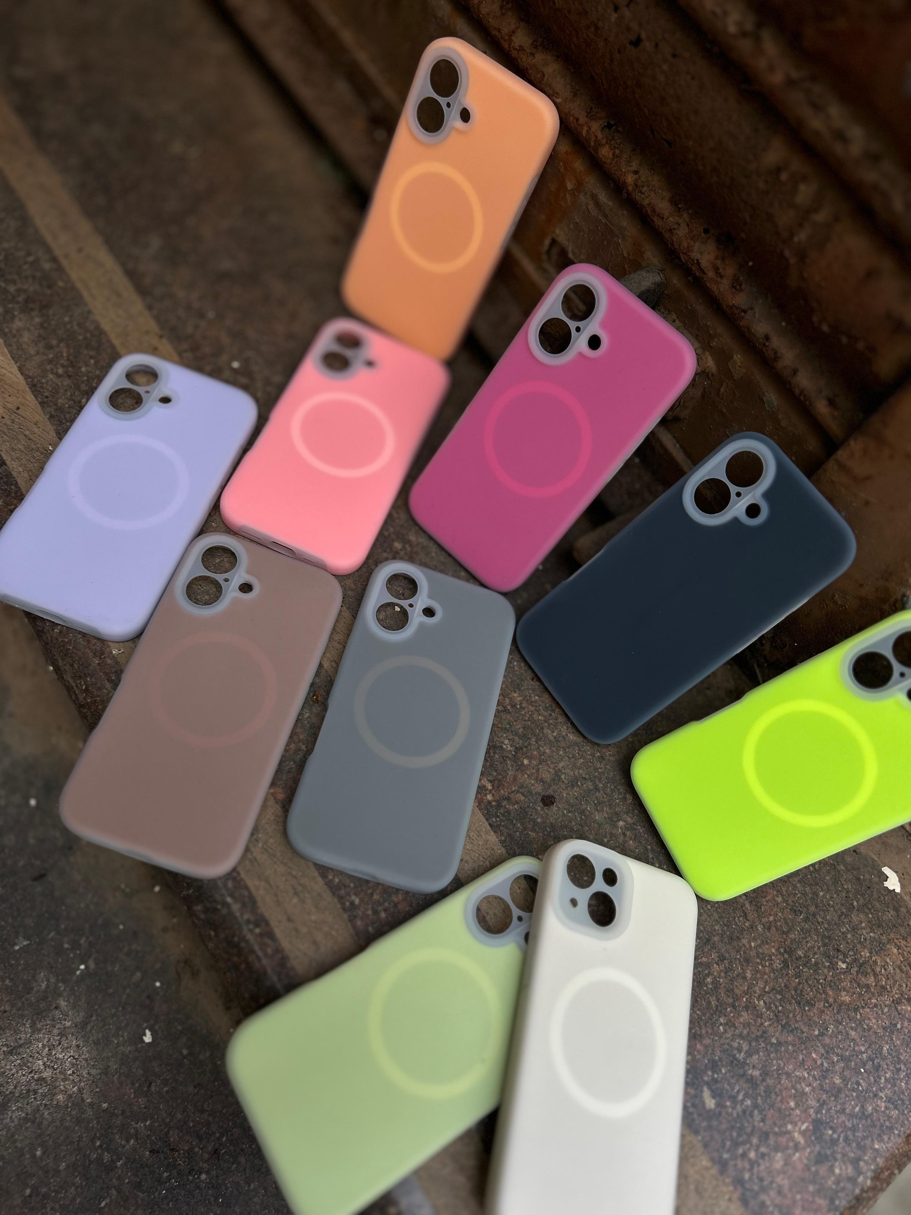 DOUBLE LAYER MAGSAFE SILICONE