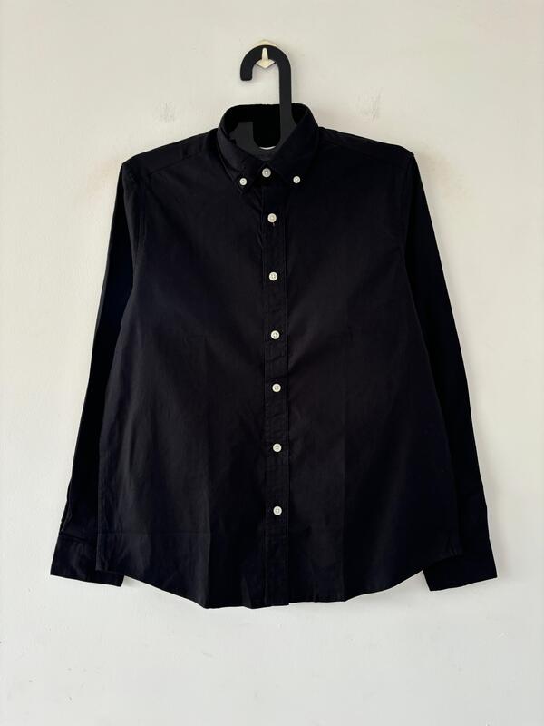 Black solid shirt