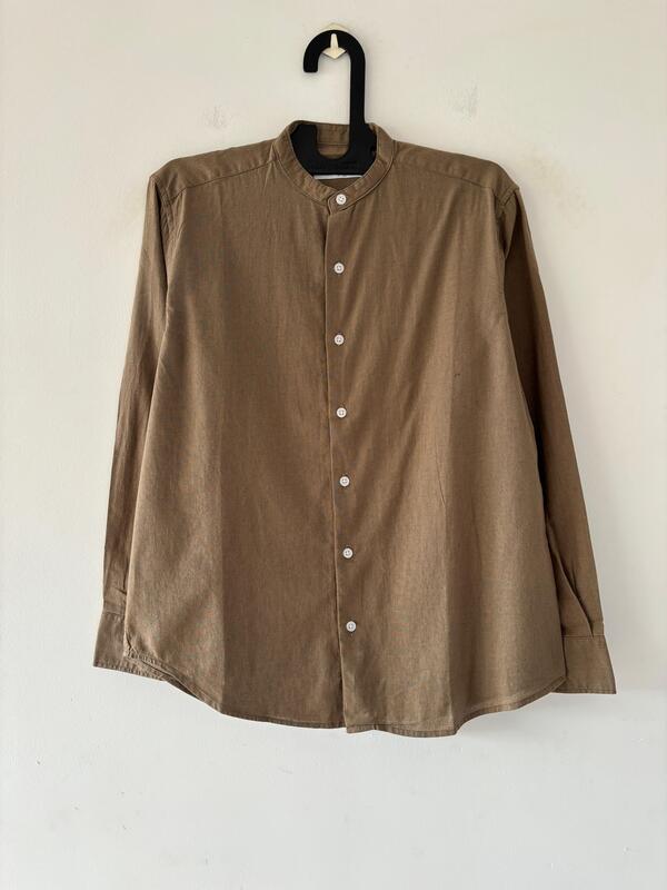 Dull brown linen mandarin