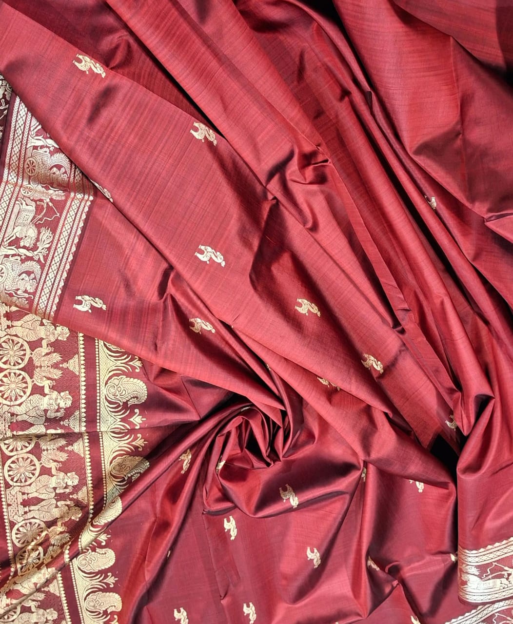Reddish maroon color with beige motif pure Mulberry silk Baluchari saree Reddish maroon color with beige motif pure Mulberry silk Baluchari saree