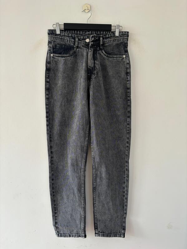 Charcoal ash faded Momfit jean
