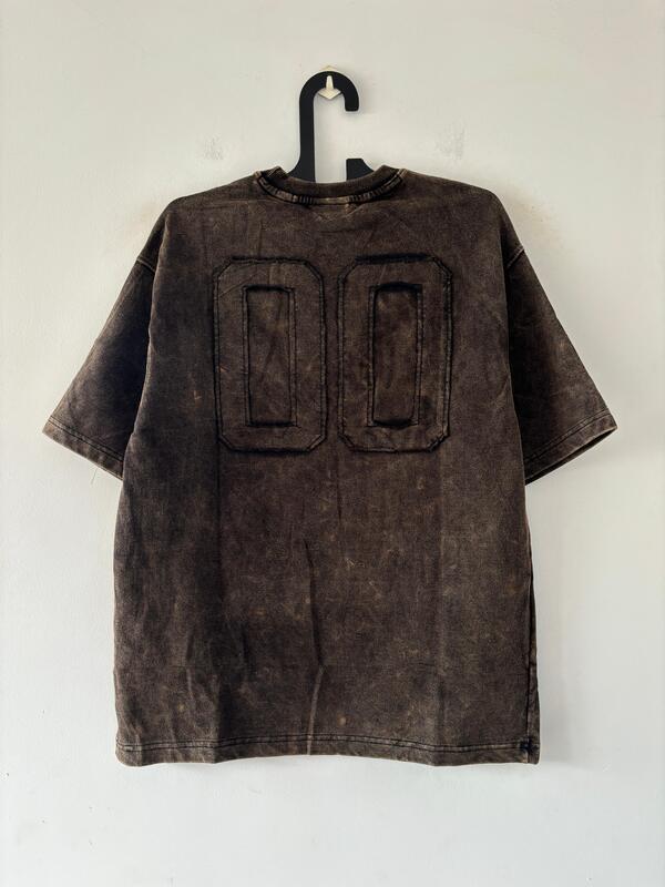 Walnut dust acid-washed tee