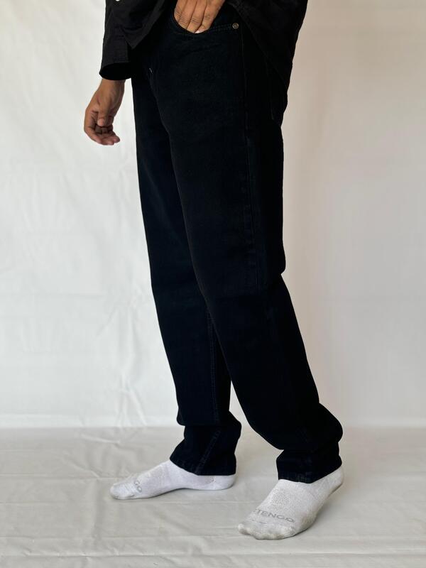 Jet black Momfit jean