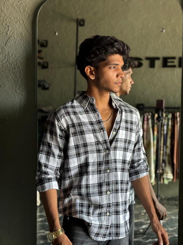 Black & white classic flannels