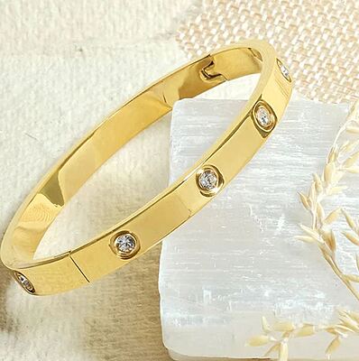 Stainless Steel Contemporary Gold Plated Love AD Anti-Tarnish Bracelet For Women Stainless Steel Contemporary Gold Plated Love AD Anti-Tarnish Bracelet For Women