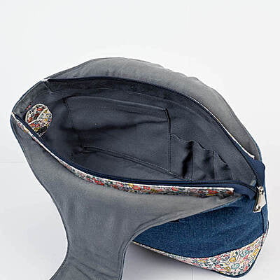 The bloom wrist bag The bloom wrist bag