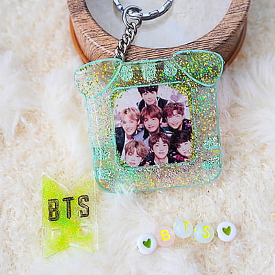 BTS GROUP FOLD EARS CAT PHOTO FRAME KEYCHAIN