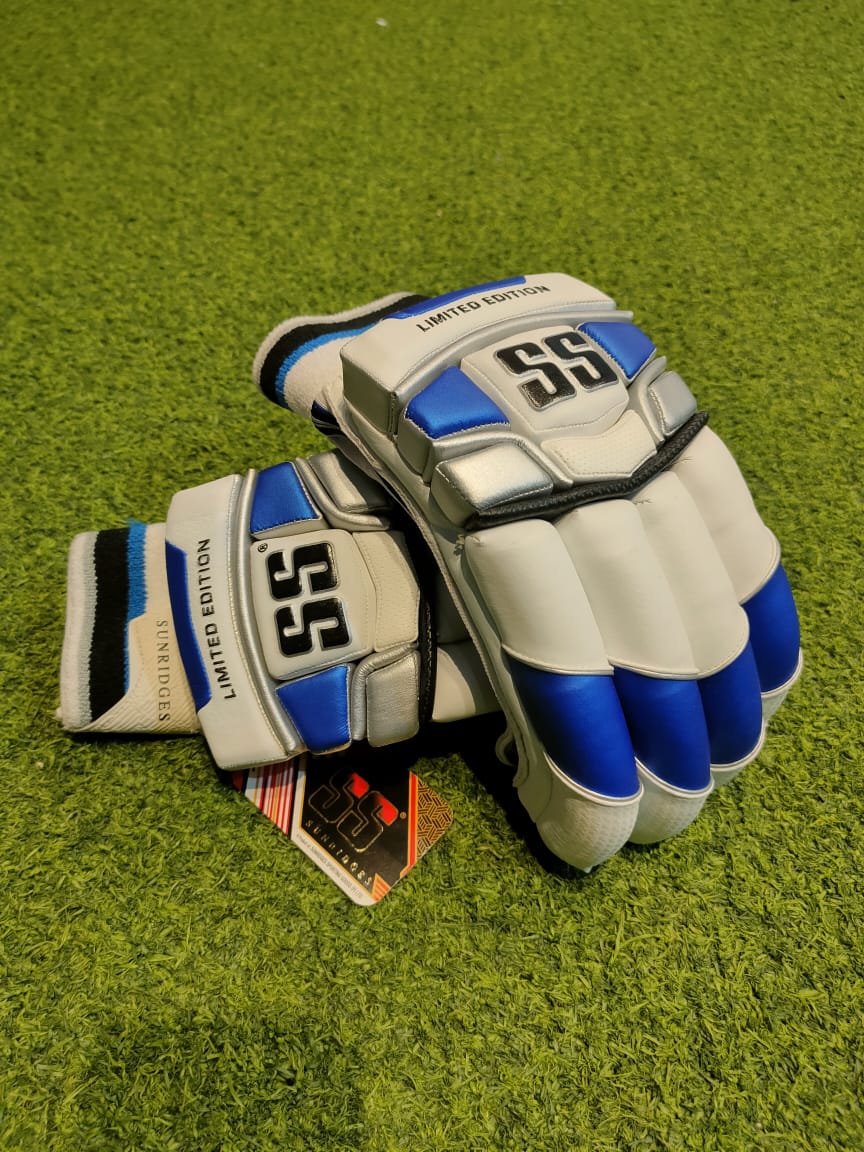 CRICKET BATTING GLOVES- SS