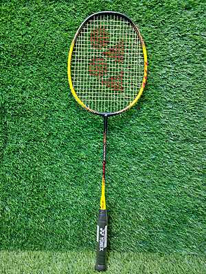 BADMINTON RACQUET YONEX VOLTRIC LITE