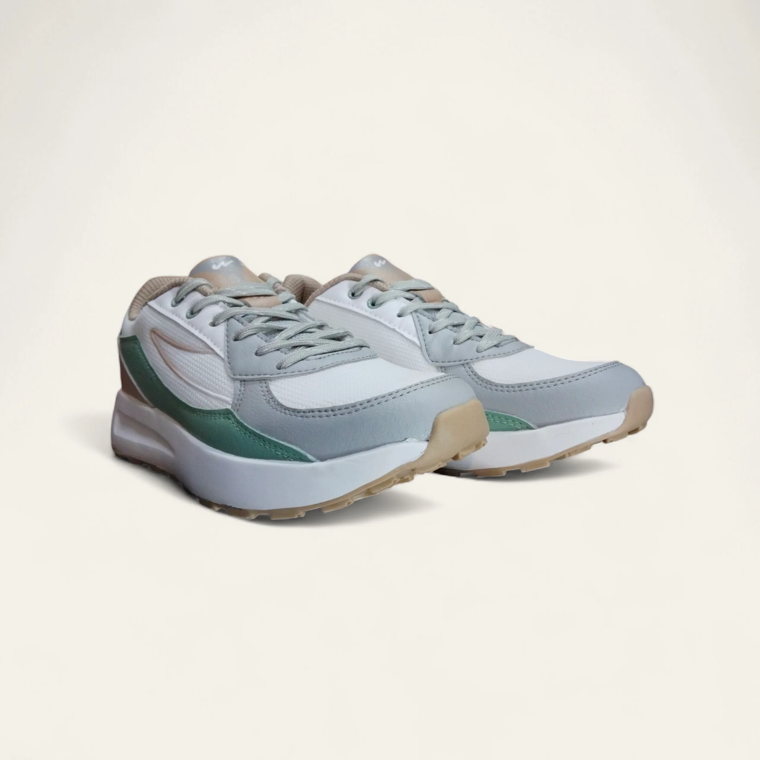 Campus Cable White/L.Grey - Men's Sports Shoes Campus Cable White/L.Grey - Men's Sports Shoes
