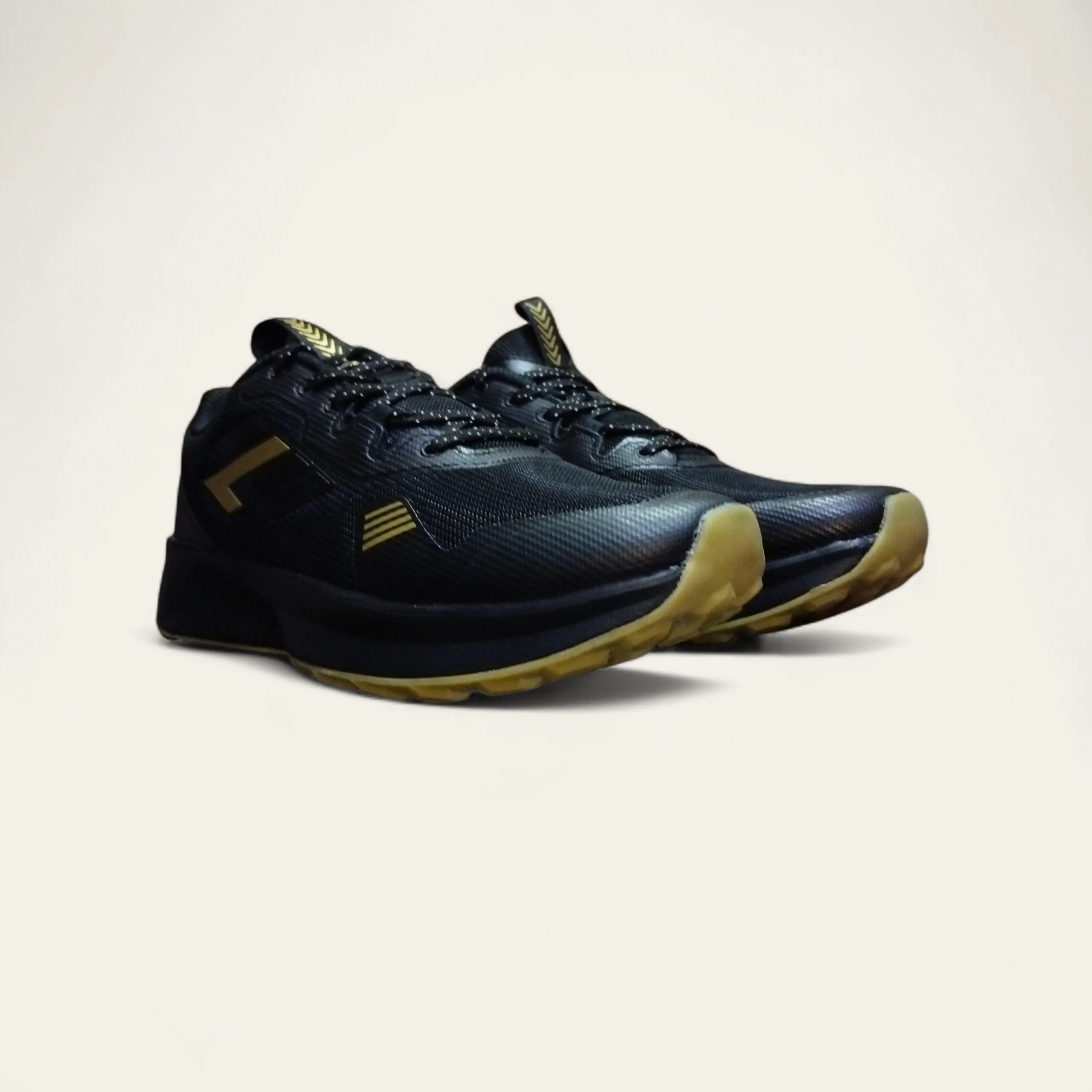 Campus Hiro Black/Golden - Men's Running Shoes Campus Hiro Black/Golden - Men's Running Shoes