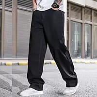 Men Relaxed Fit Black Jeans Men Relaxed Fit Black Jeans