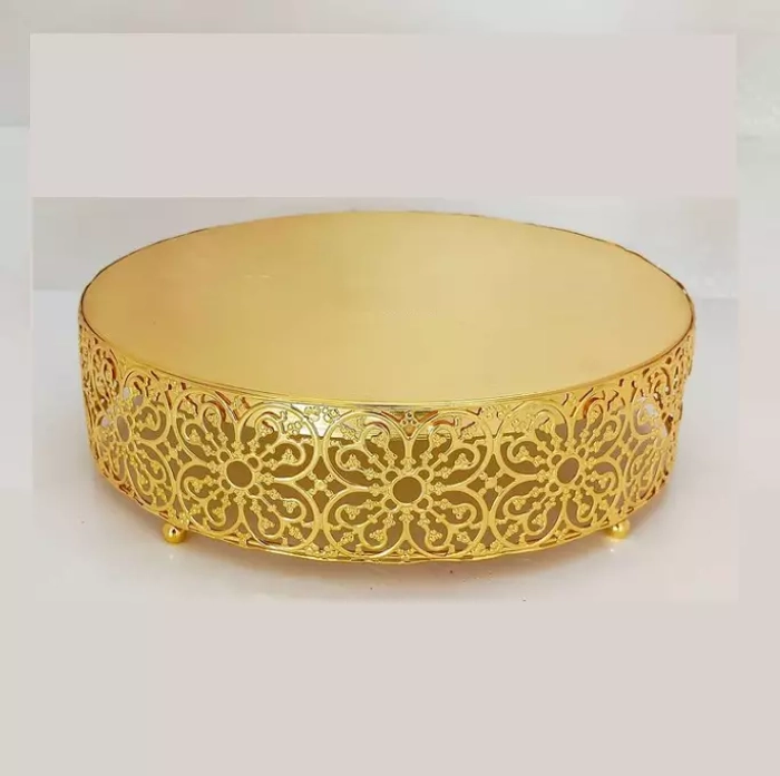 Golden cake stand Golden cake stand