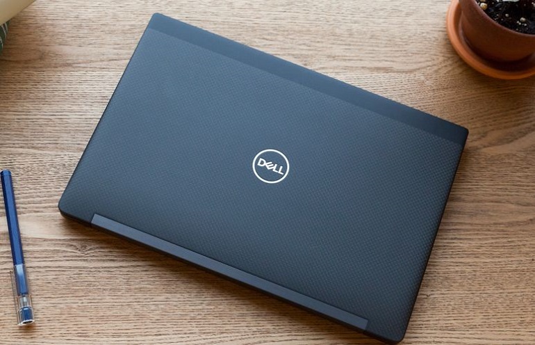 Dell Latitude 7390 Touch Screen Laptop i7 8th Gen, 8GB RAM, 256B SSD, Super Premium Look, SLIM Dell Latitude 7390 Touch Screen Laptop i7 8th Gen, 8GB RAM, 256B SSD, Super Premium Look, SLIM