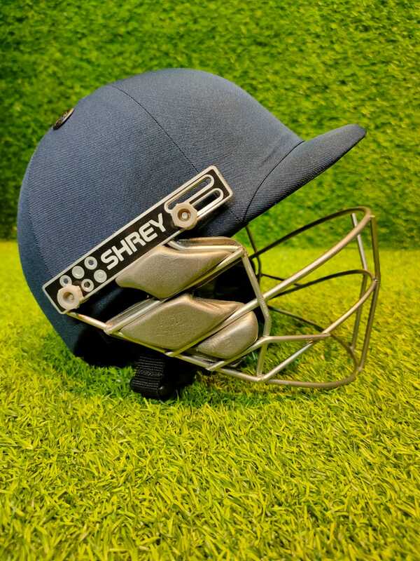 Cricket Helmet - SHREY - PRO GUARD SS Cricket Helmet - SHREY - PRO GUARD SS