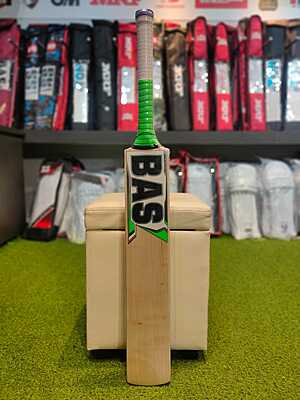 CRICKET BAT BAS VAMPIRE STAR