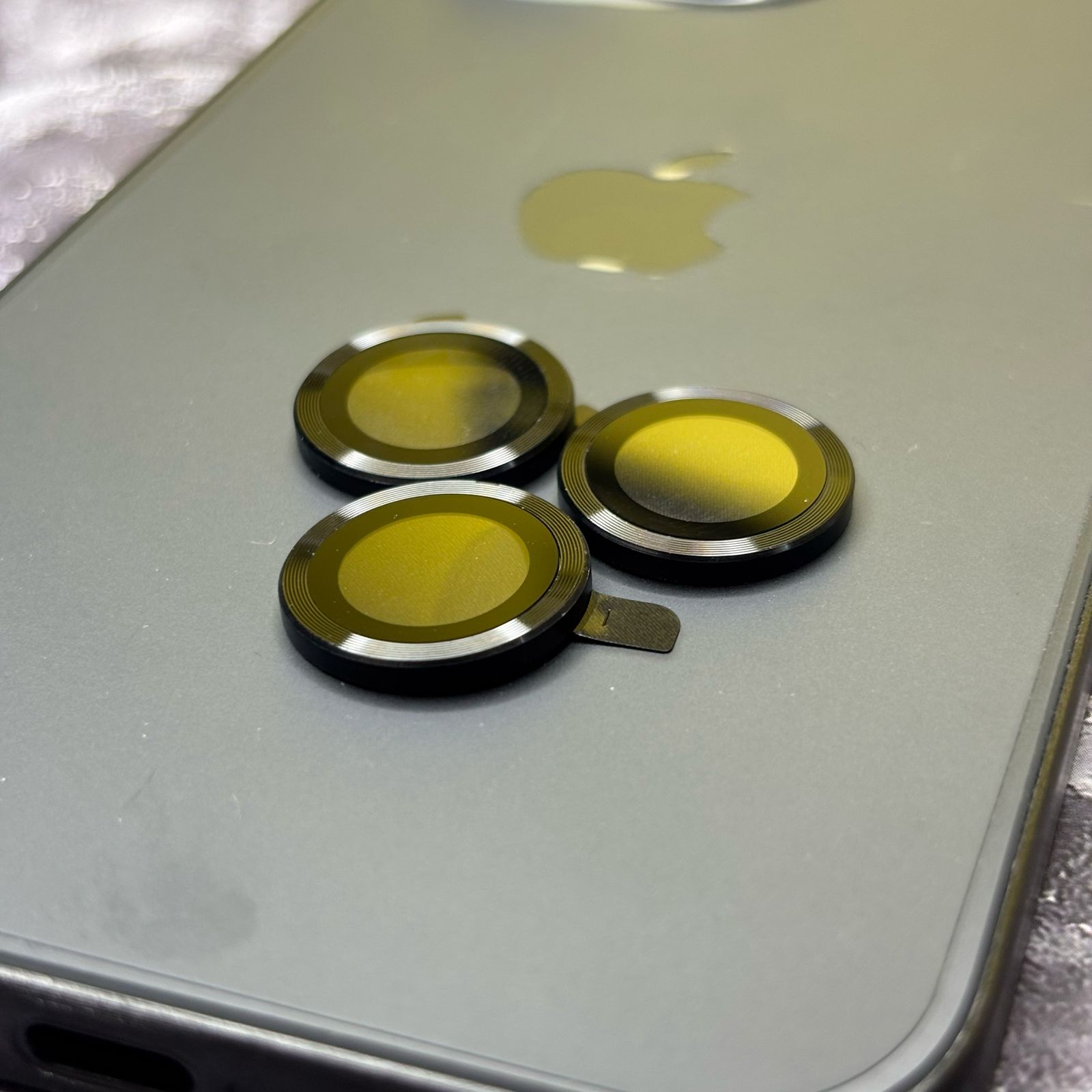 BLACK CAMERA PROTECTION LENS (REGULAR)