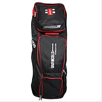 GRAY NICOLLS INTERNATIONAL GN9 BLACK KITBAGS - With Wheel GRAY NICOLLS INTERNATIONAL GN9 BLACK KITBAGS - With Wheel