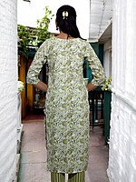 WOMEN'S FLORAL PRINT COTTON SALWAR SUIT SET WITH DUPATTA