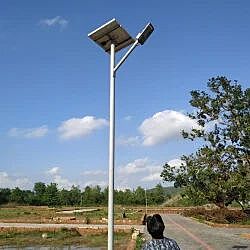 Semi Cobra Model B Street Light With Panel Semi Cobra Model B Street Light With Panel