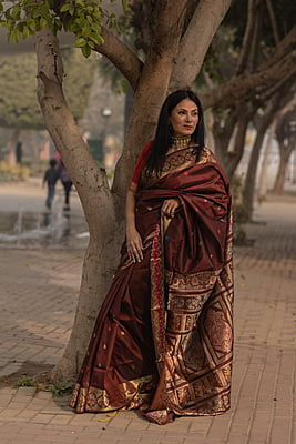 chocolate brown color Banalata pure katan silk semi Revival Swarnachari