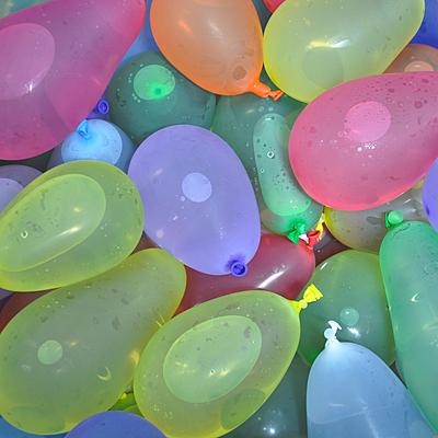 The Magic Balloons- Automatic Fill and Tie Magic Water Balloons for Holi - Multicolour 222 Holi Balloons Fill and tie Water Balloons in 60 seconds for Holi self sealing water balloon