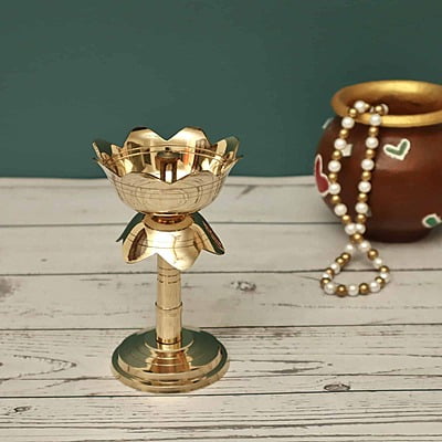 Traditional Brass Lotus Stand Diya / Kamal Stand Deepak in Sizes Traditional Brass Lotus Stand Diya / Kamal Stand Deepak in Sizes