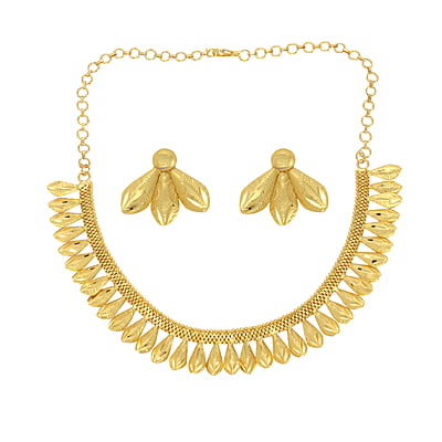 Gold tone flower necklace Gold tone flower necklace