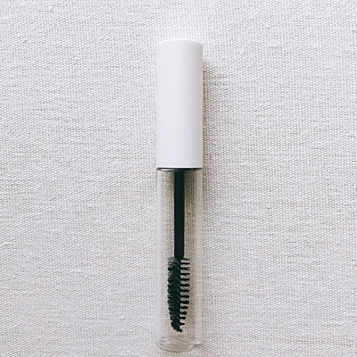 Mascara - ROUND - White Cap - 4ml - Tall Clear Container - Glossy Mascara - ROUND - White Cap - 4ml - Tall Clear Container - Glossy
