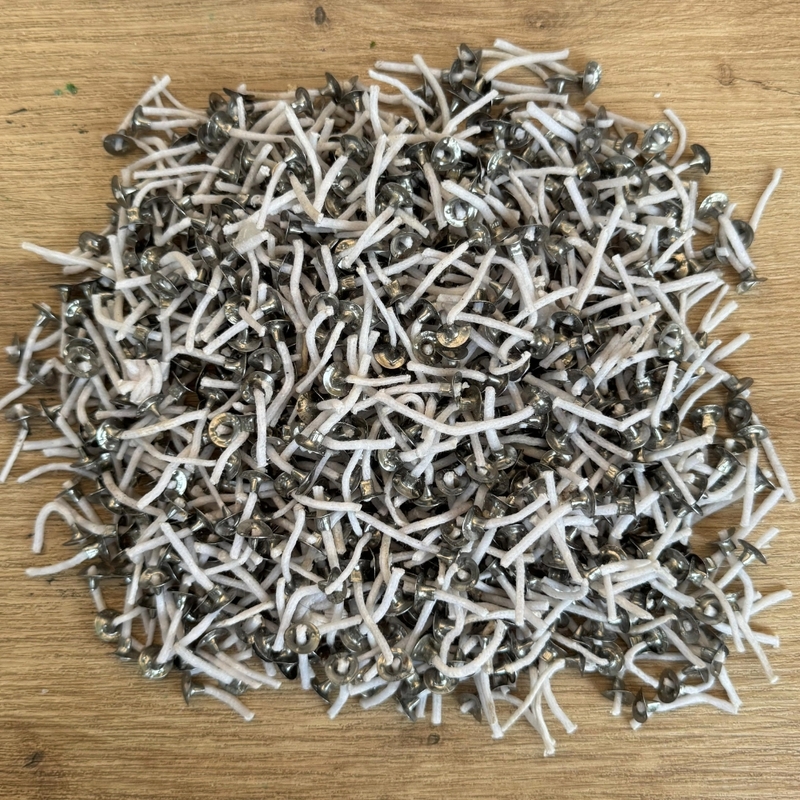Candle Wicks - 1 inch 900-1000pc Candle Wicks - 1 inch 900-1000pc