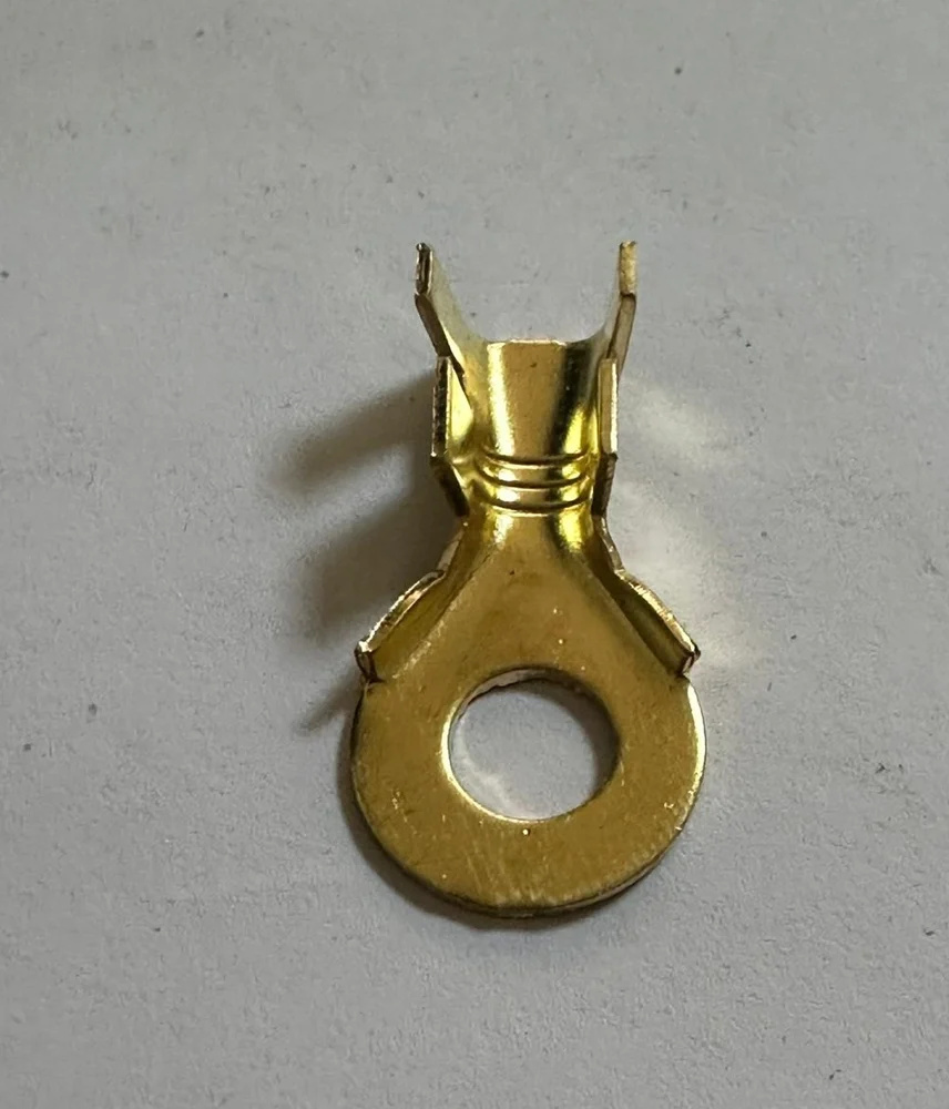 Maruti Plug 2.5 Sq mm Maruti Plug 2.5 Sq mm