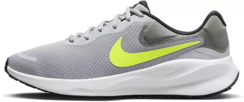 Nike REVOLUTION 7 Running Shoe For Men