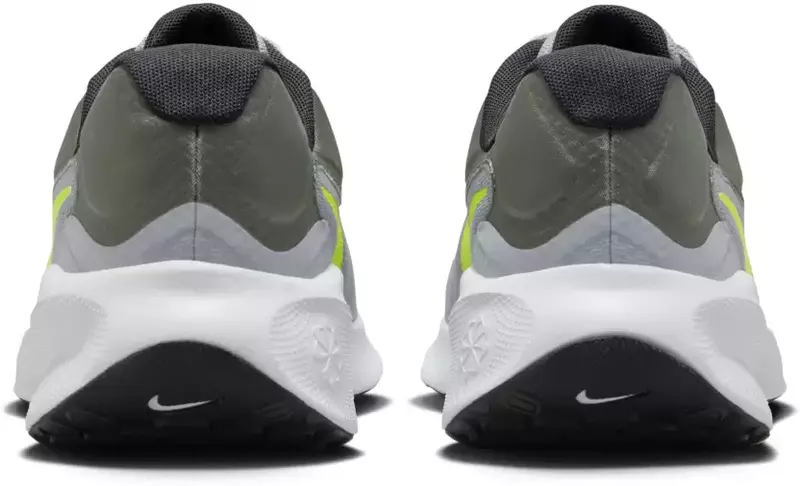 Nike REVOLUTION 7 Running Shoe For Men