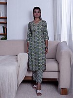 GREEN HEXAGONAL PATTERN GEOMETRIC PRINT COTTON SALWAR SUIT SET