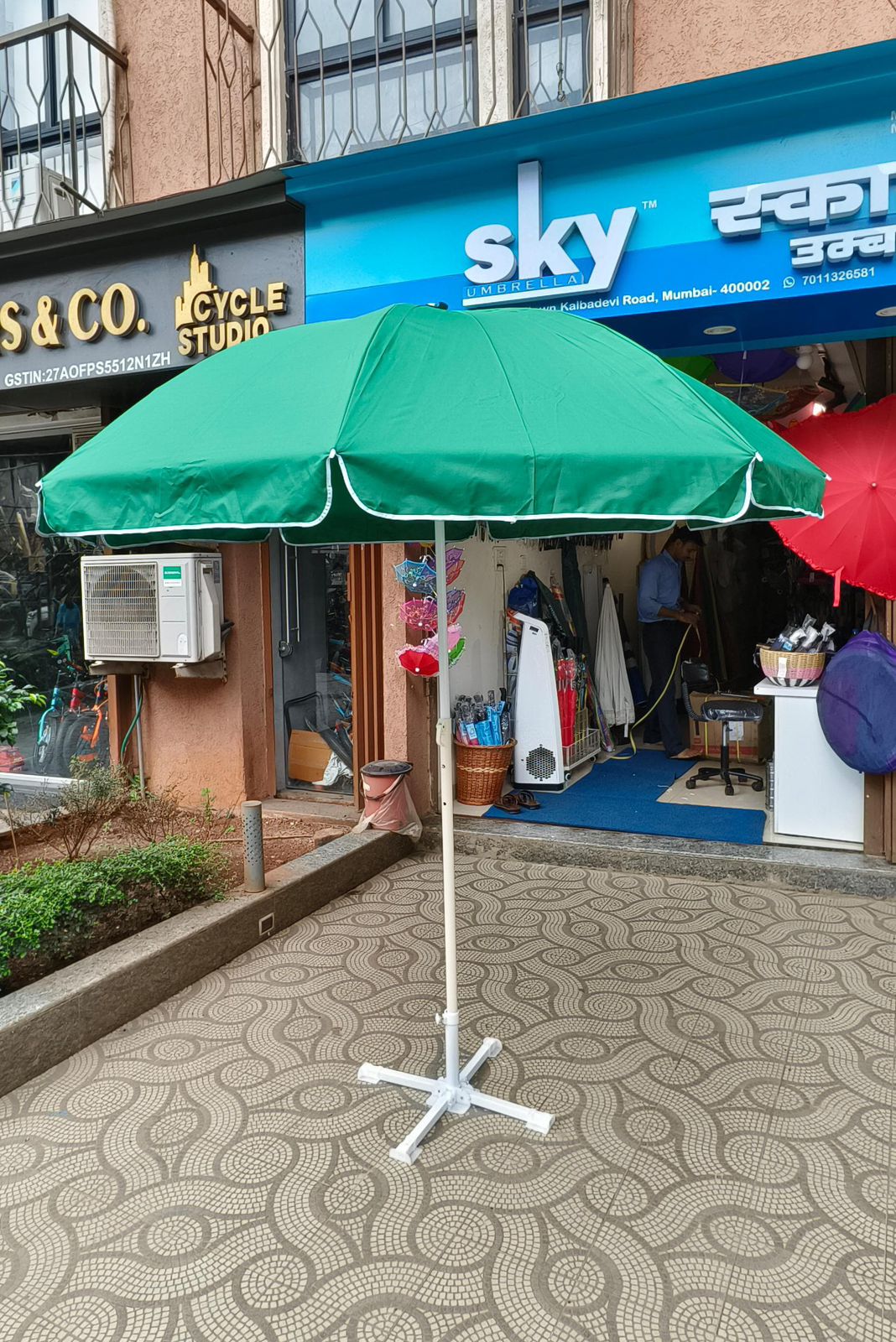 Ponjee Thick Cloth Windproof Garden Umbrella