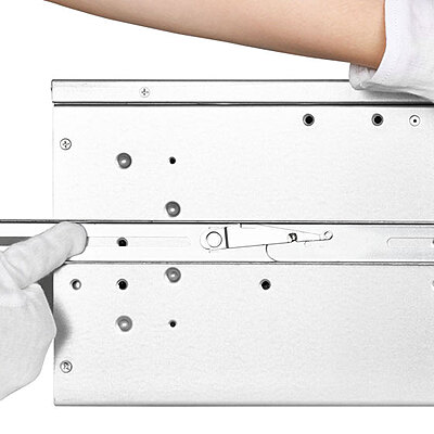 Silverstone Ball Bearing Sliding Rail kit for RM400/RM41/RM42 Case (RMS06-22) Silverstone Ball Bearing Sliding Rail kit for RM400/RM41/RM42 Case (RMS06-22)