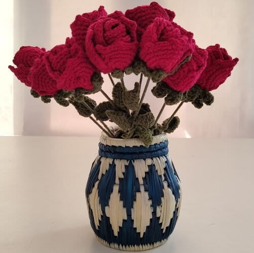 Crochet Red Rose (Bunch of 6) Crochet Red Rose (Bunch of 6)