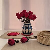 Crochet Red Rose (Bunch of 6) Crochet Red Rose (Bunch of 6)