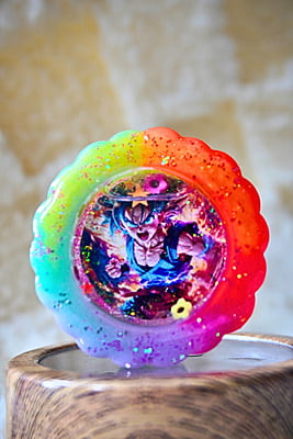ROUND ANIME PHOTO KEYCHAIN