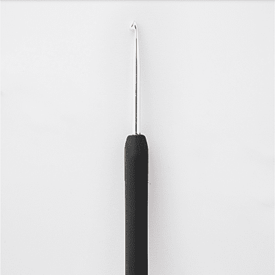 Single ended steel crochet hook Single ended steel crochet hook