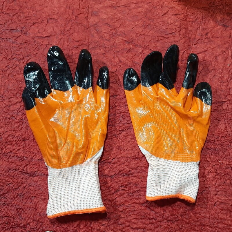 Hand gloves for garden work Hand gloves for garden work